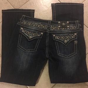 Women’s Miss Me bootcut jeans size 33 EUC